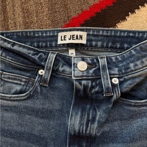 LE JEAN STRAIGHT LEG PANTS